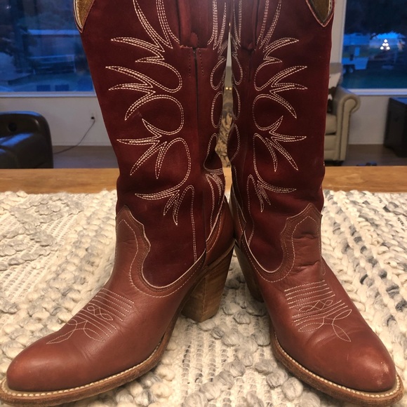 Frye Shoes - Frye beauties / Boots